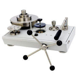 Fluke Calibration P3100 Hydraulic Deadweight Testers