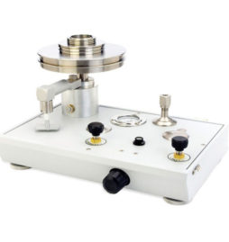 Fluke Calibration P3000 Pneumatic Deadweight Testers